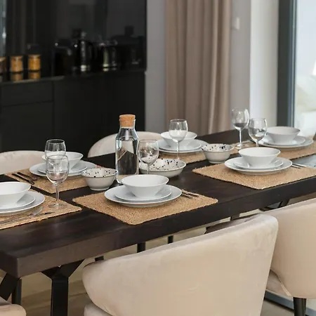 Apartmán Ecru 3-bedroom Luxurious With City View Wwa22