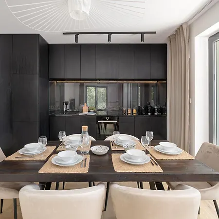 Apartmán Ecru 3-bedroom Luxurious With City View Wwa22 *