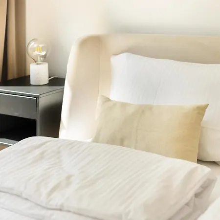 Ecru 3-bedroom Luxurious With City View Wwa22 * ורשה