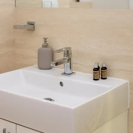 דירה Ecru 3-bedroom Luxurious With City View Wwa22 *